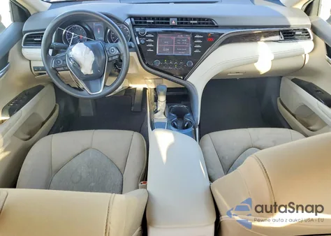 2019 Toyota Camry L из США, поврежденный, VIN 4T1B11HK8KU252491